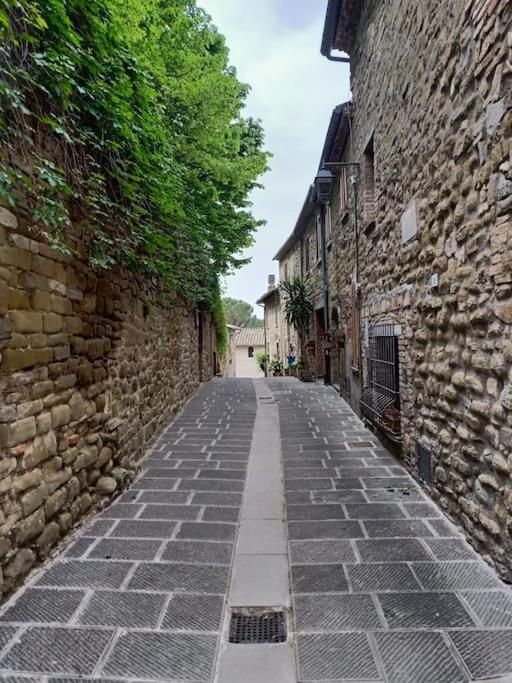 Il Borgo Antico Villa Monte del Lago Luaran gambar