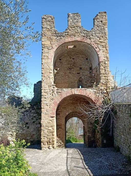 Il Borgo Antico Villa Monte del Lago Luaran gambar