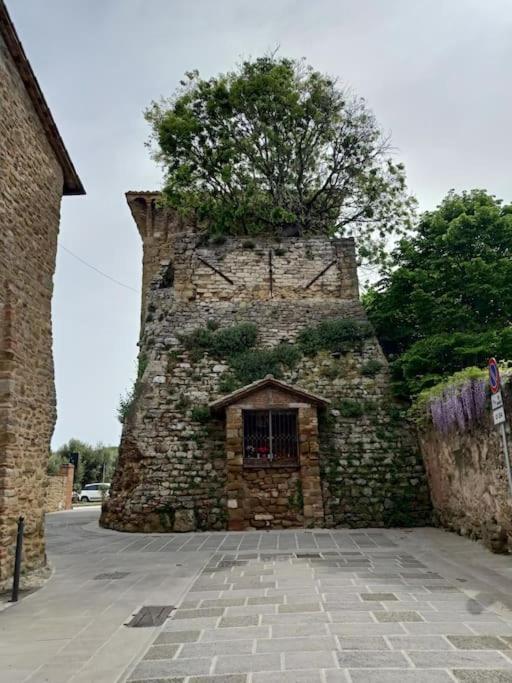 Il Borgo Antico Villa Monte del Lago Luaran gambar