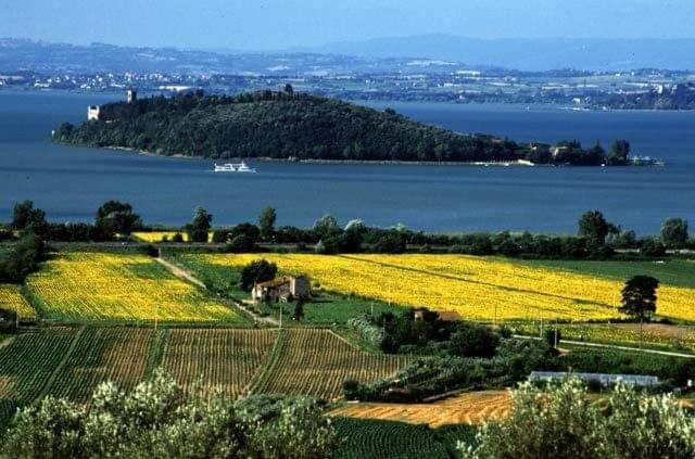 Il Borgo Antico Villa Monte del Lago Luaran gambar