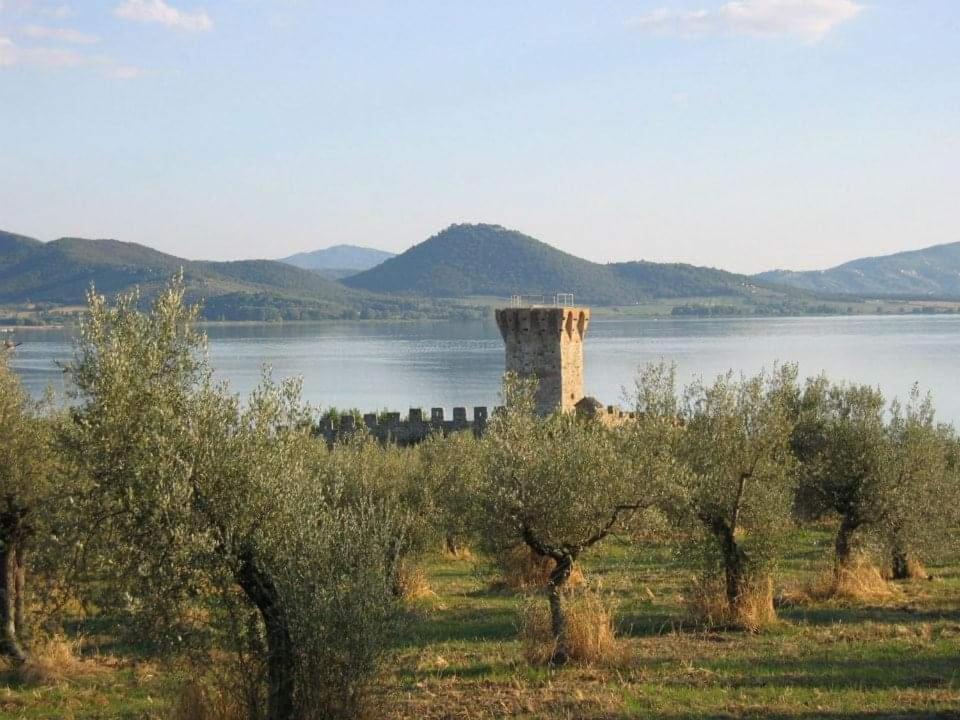 Il Borgo Antico Villa Monte del Lago Luaran gambar